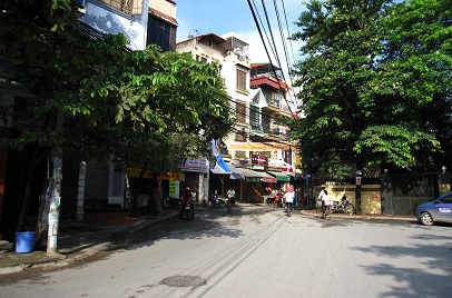 Cua hang banh trung thu huu nghi uy tin pho duong khue