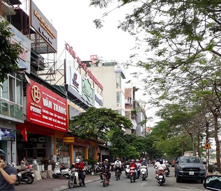 diem ban banh trung thu huu nghi tai pho kim ma thuong